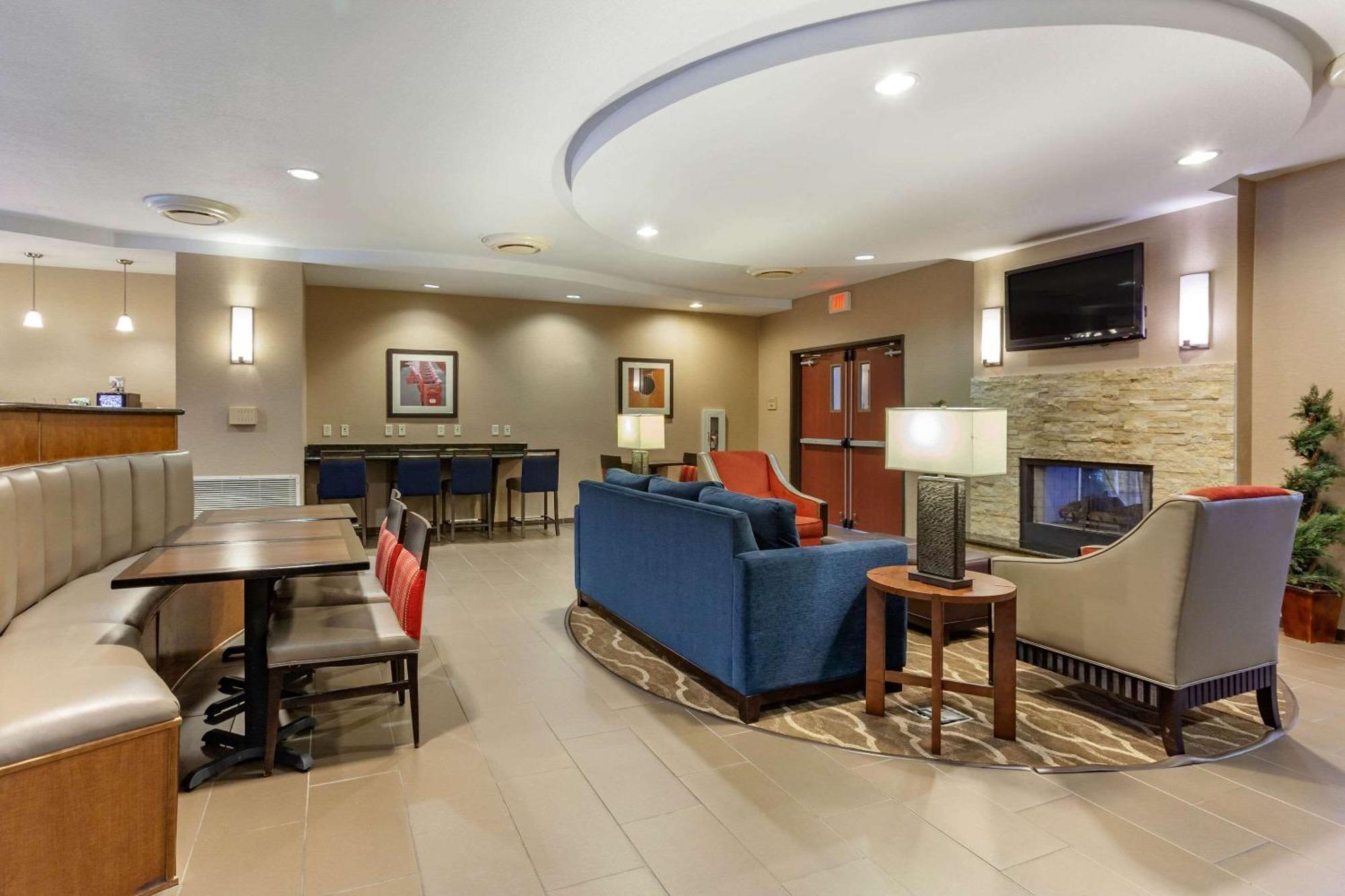 Comfort Suites Glendale - State Farm Stadium Area Exterior foto