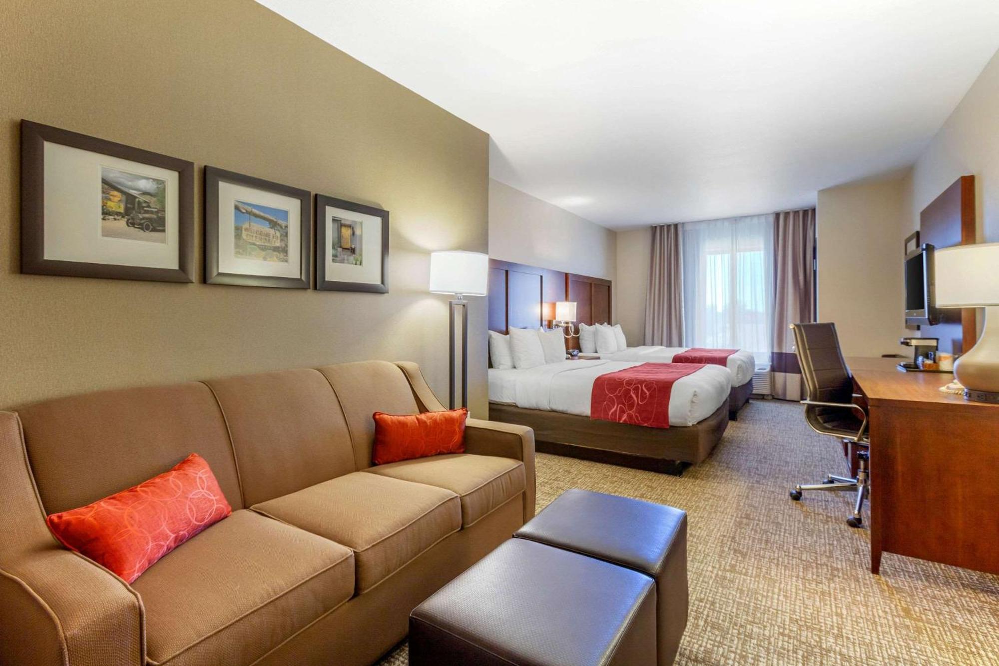 Comfort Suites Glendale - State Farm Stadium Area Exterior foto